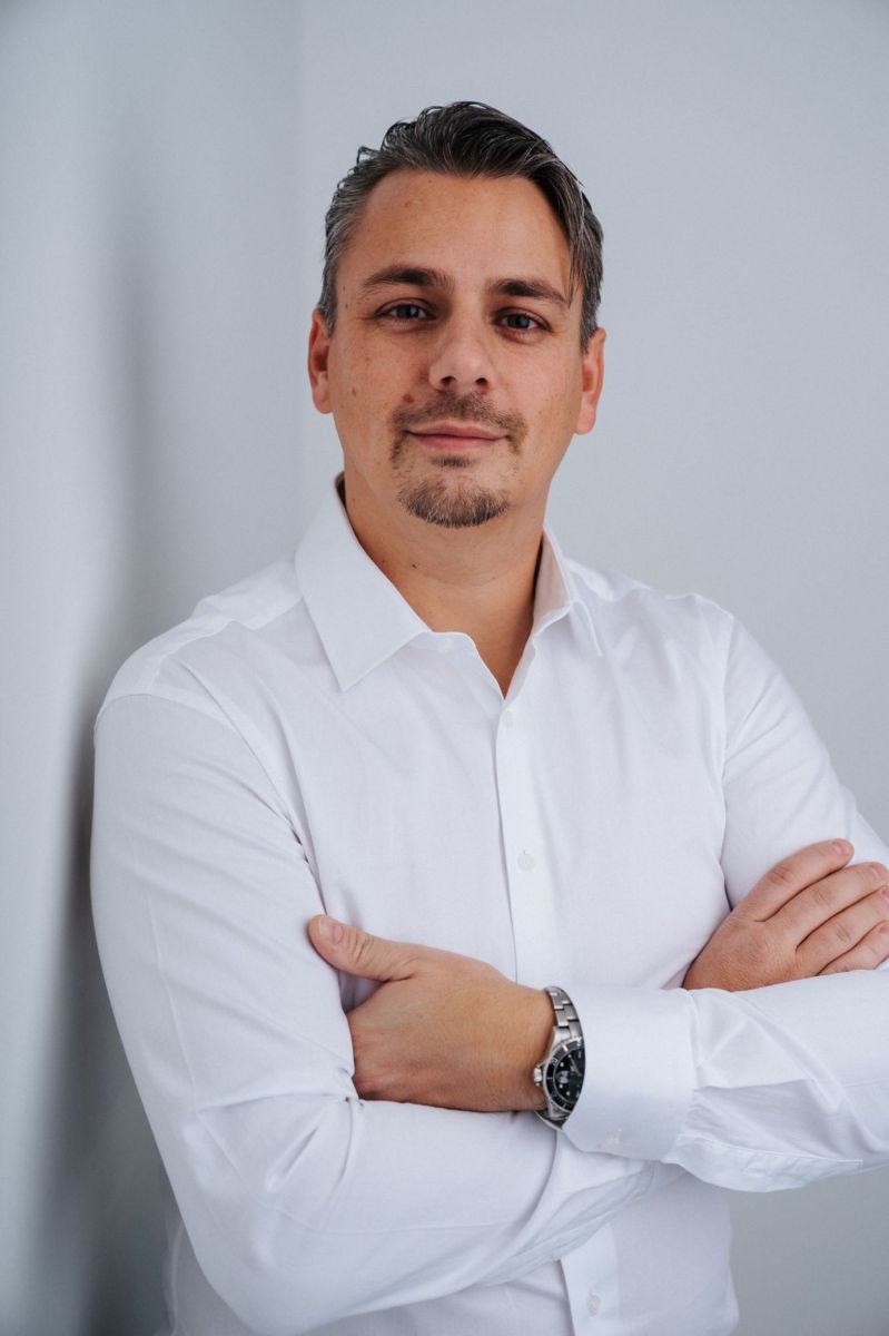 Dr. Florian Mittergradnegger, Gründer von migraesthetics
